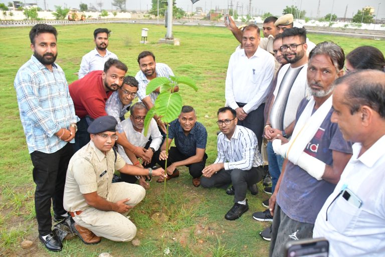 05_Lions Club (1)