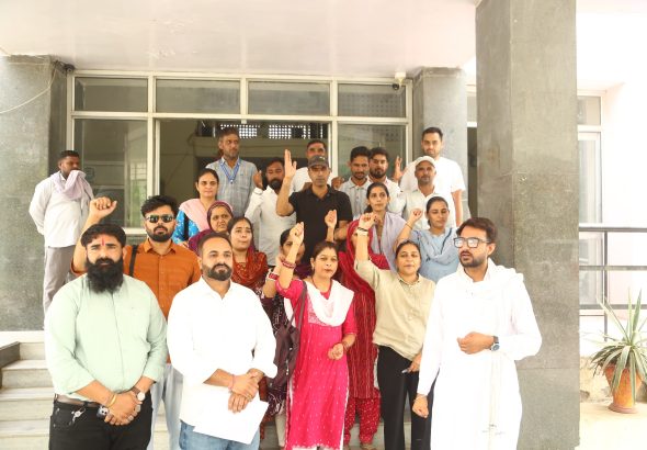 04_Yog Shikshak (1)