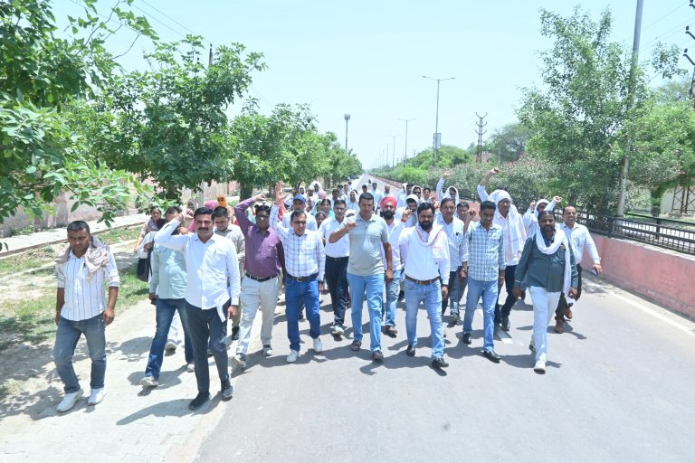 08_Karamchari (1)
